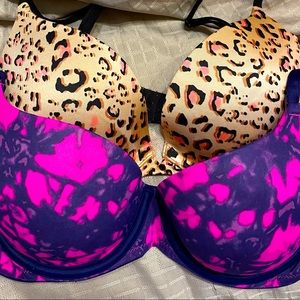 Victoria Secret set 2 Bra’s! 32D